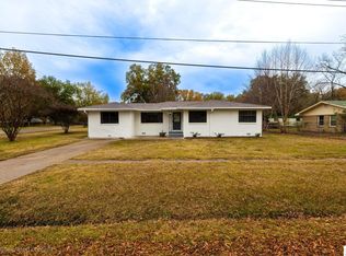 505 Beale St, Oak Grove, LA 71263