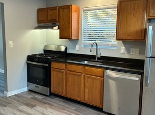 12 Mill Plain Rd #A, Branford, CT 06405