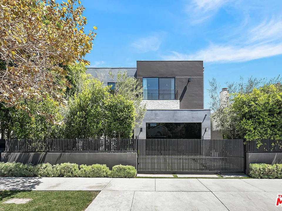 356 N La Jolla Ave