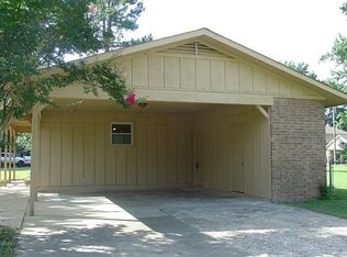 995 Hacienda Dr, Benton, AR 72019