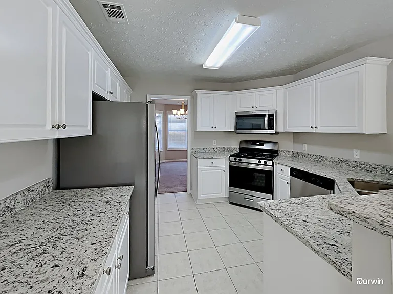 362 Anita Dr — Photo 3