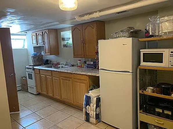 (undisclosed Address), Jamaica, NY 11427