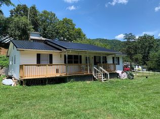 935 Big Branch Rd, Danville, WV 25053