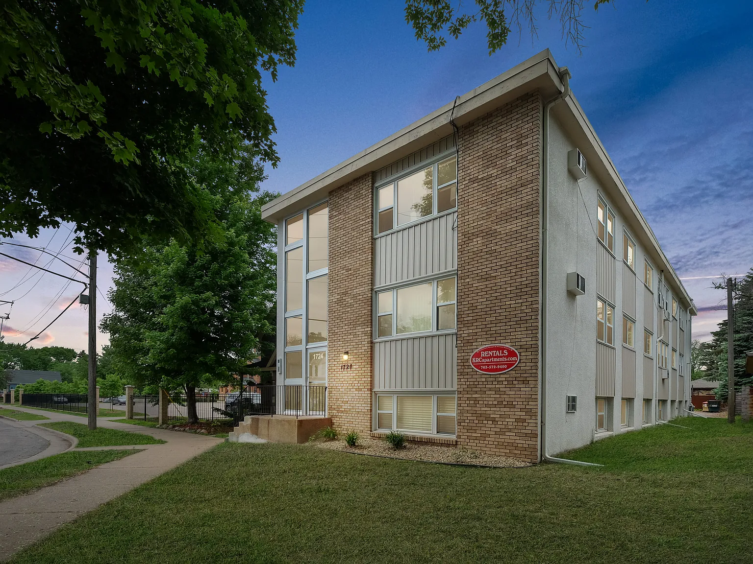 Sixth Street NE Apts — Photo 1