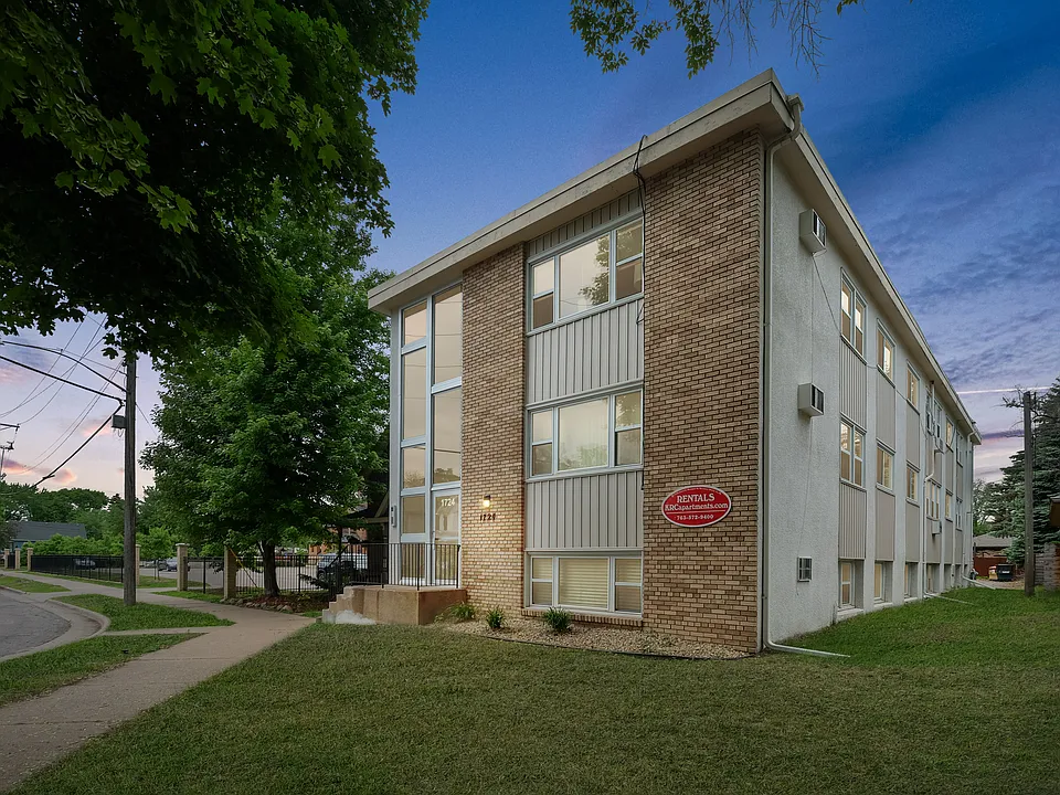Sixth Street NE Apts