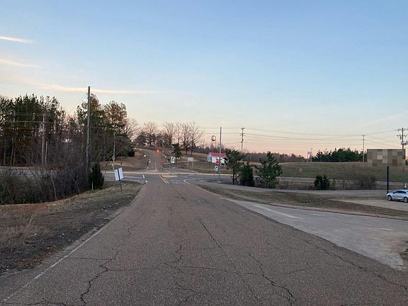 4th image of 2377 Buena Vista Rd