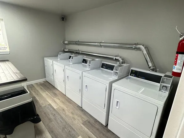 Creekwood 1940, 1940 N Creekwood Park Cir APT 7, Palmer, AK 99645