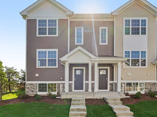 923 Briar Glen Ct, Hampshire, IL 60140