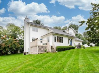 41 Brookview Ln, Middletown, CT 06457