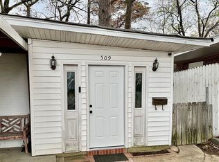 509 Cherry Ln, Malvern, AR 72104