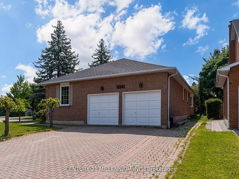 1572 Cartier Ct — Photo 2