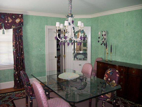 5th image of 204 Finley St