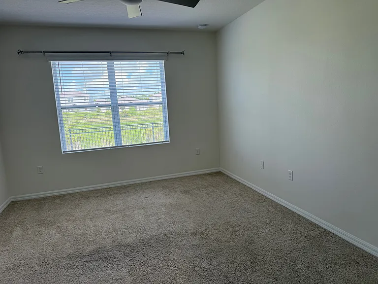 497 Noble Ave — Photo 15