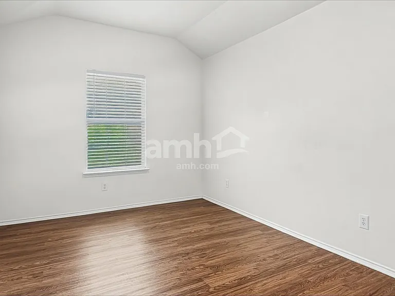 4000 Hidden Meadow Ct — Photo 18