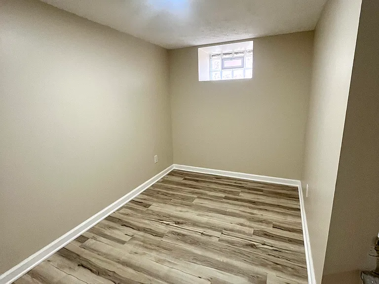 1647 Brown St — Photo 13