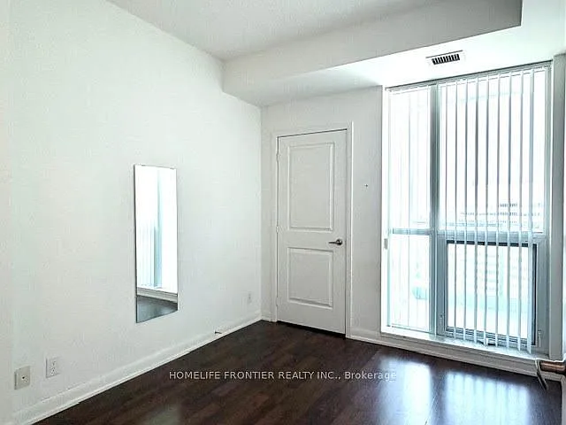 17 Anndale Dr #Penthouse 201 — Photo 12