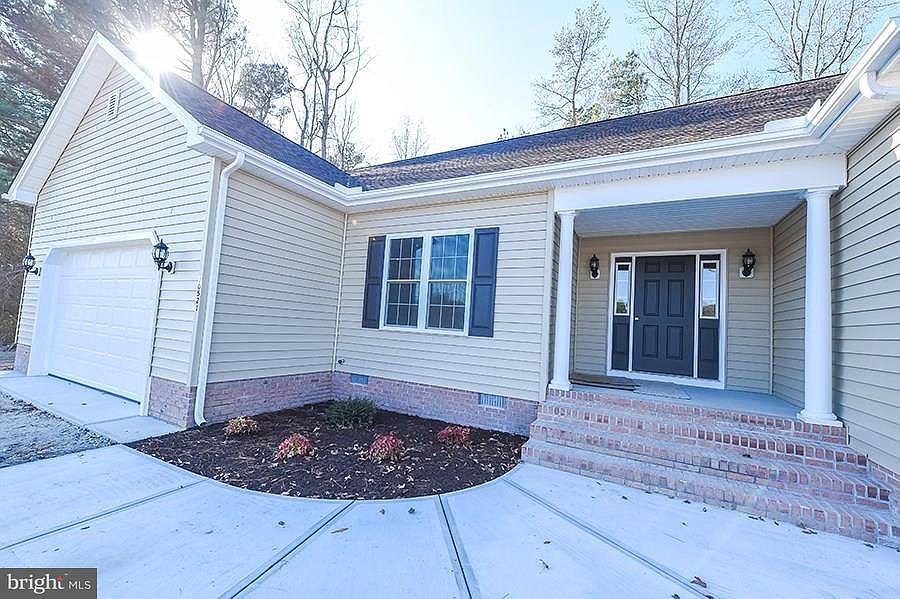 1st image of 10518 Country Grove Cir
