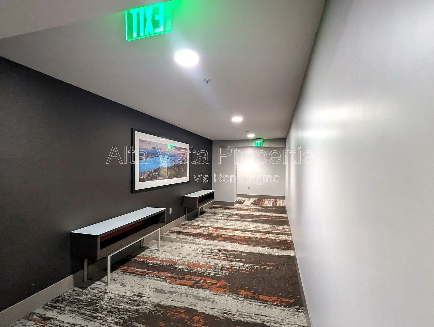 2 bed, 2.0 bath, 1079 sqft, $3,395 — Photo 3