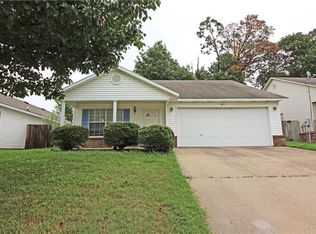 903 SW Tunbridge Dr, Bentonville, AR 72712