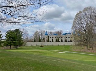 9372 E Circle Dr, Stanwood, MI