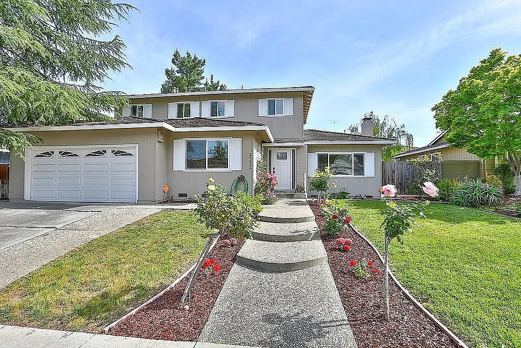 20632 Cheryl Dr photo 1