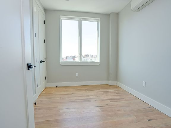 5th image of 13 Jefferson St #5A