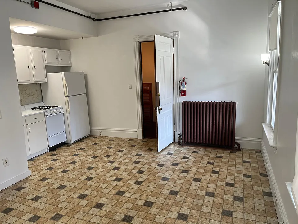 69 N Prospect St #1