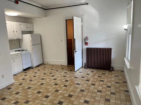 69 N Prospect St #1, Burlington, VT 05401