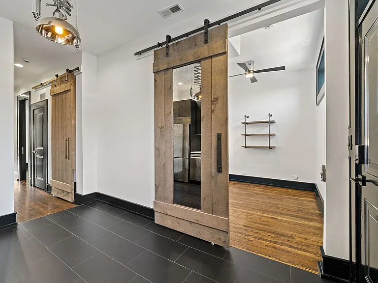 3513 N Sheffield Ave #3 — Photo 12