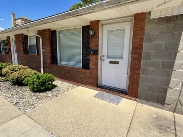 156 Ohio Ave APT 15, Salem, OH 44460