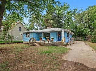 615 Fall St, Spring Lake, MI 49456