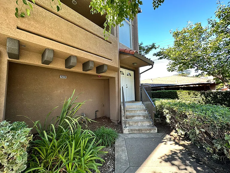25126 Angelina Ln #9 — Photo 1