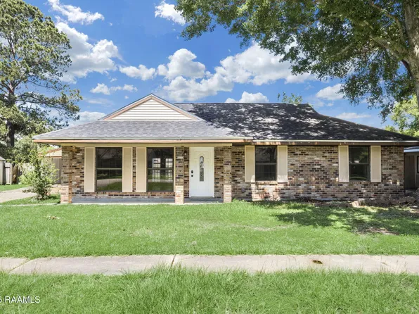 115 Trojan Pl, Lafayette, LA 70508