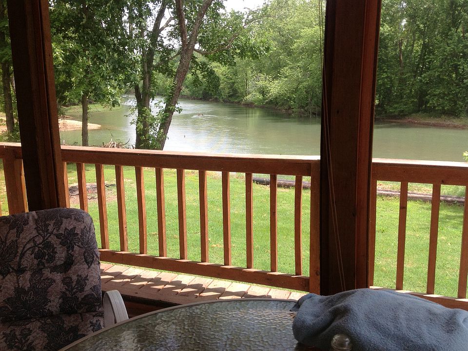 Relax overlooking Black Rive