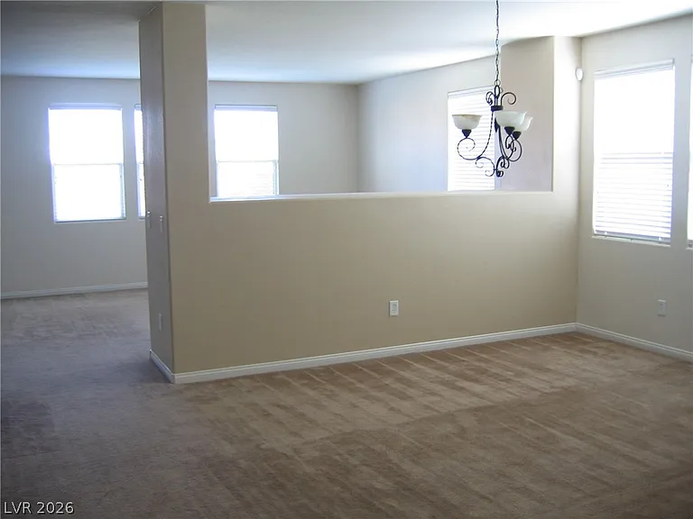 6732 Sugarbird Ct — Photo 8