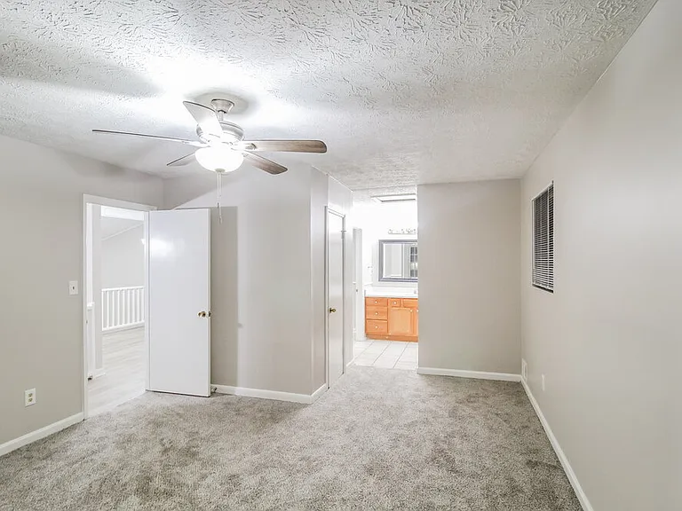 6875 Fielder Ct — Photo 13