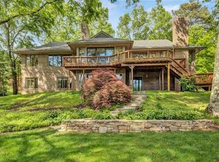 8911 Highfield Rd, Henrico, VA 23229