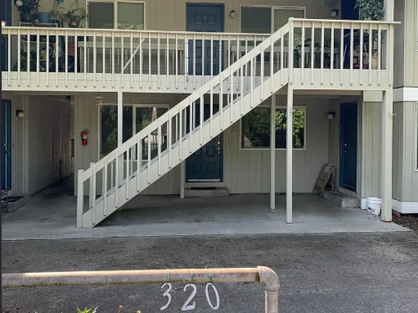 320 E Burke Ave #2, Arlington, WA 98223