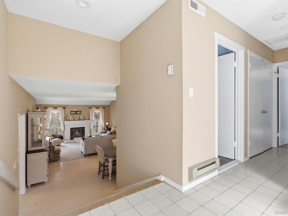 3rd image of 342 Heritage Hills #B