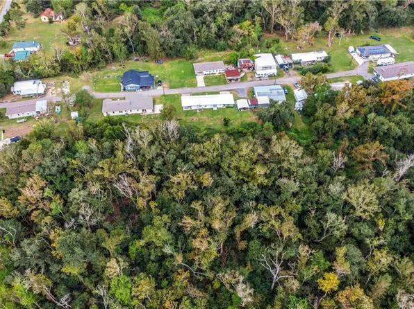Ridge Rd, Des Allemands, LA 70030