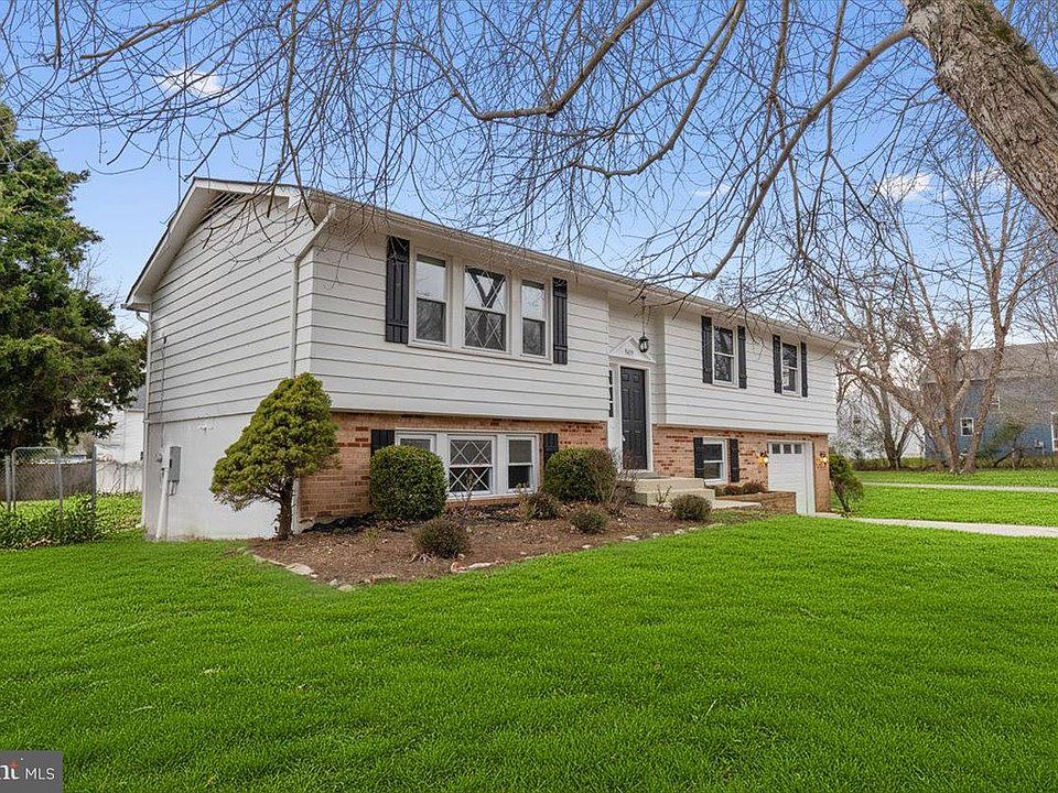 1st image of 9419 Fendall Ln