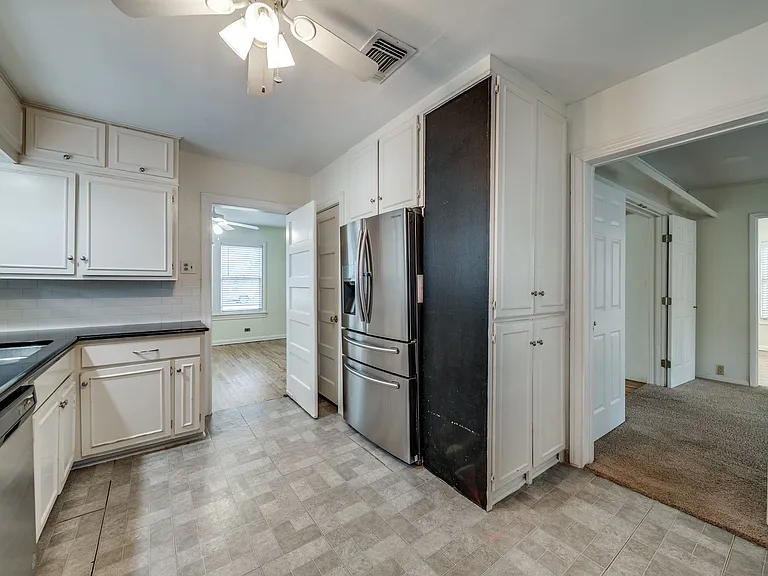 136 Harmon Dr — Photo 12