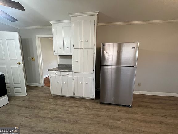 5th image of 109 Chief Vann Dr SW