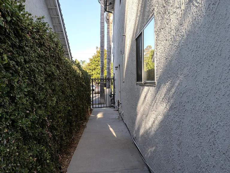 19314 Yolie Ln — Photo 48