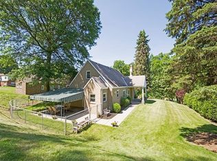 923 McNeilly Rd, Pittsburgh, PA 15226