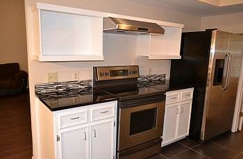 4th image of 2107 Stratford Dr