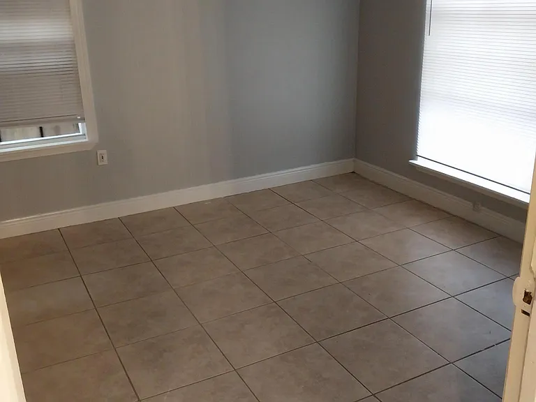 3114 S Westgate Dr — Photo 5