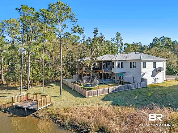 2nd image of 890 Heron Cove Ln