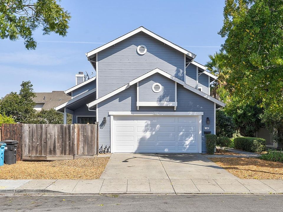 1st image of 2290 Pulgas Ave