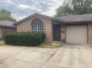 216 N Main St, Union, OH